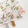 Knistertuch Zarte Blumen personalisierbar