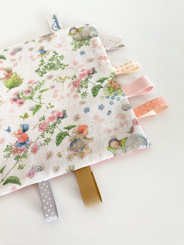Knistertuch Zarte Blumen personalisierbar