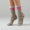 www.dailysocks.de VALENTINA neon pink 2 Leo Socken pink